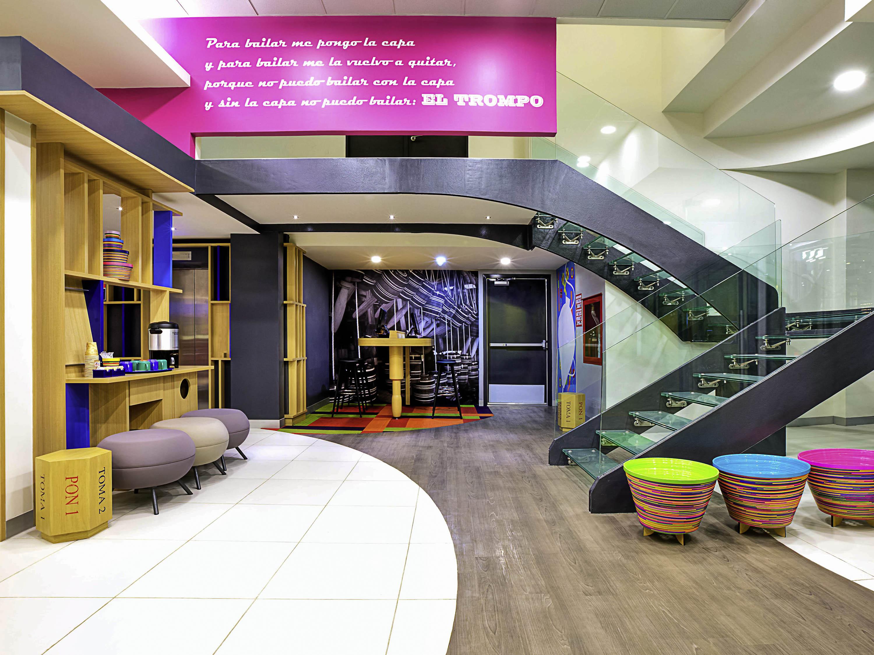 Ibis Styles Mexico Reforma Hotel Exterior photo